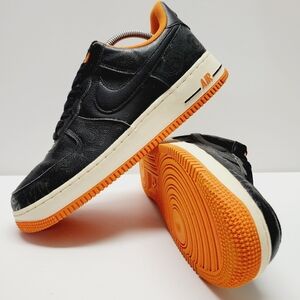 Nike Air Force 1 '07 Premium Halloween Glow In the dark  Size 10